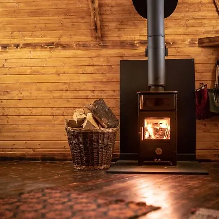 Cabin 1 Эмблсайд